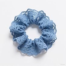 Scrunchie in merletto blu - Un accessorio stylish per i capelli