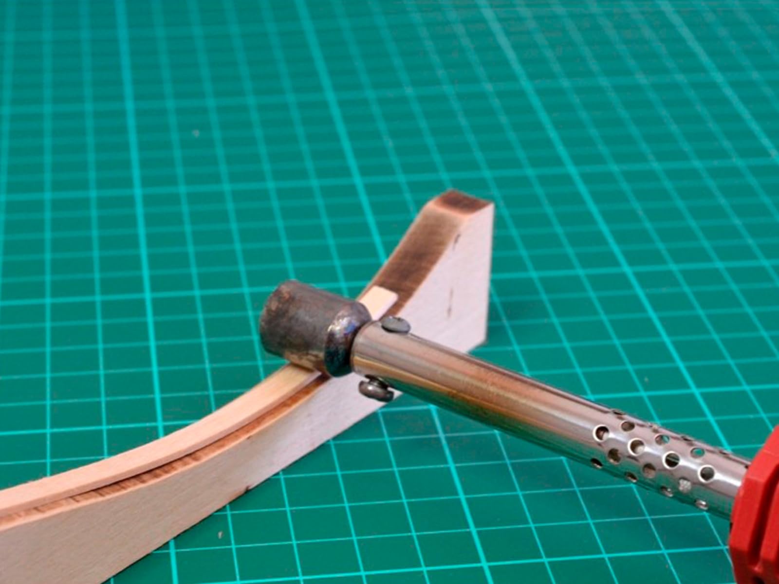 Artesanía Latina - Fer à Cintrer Électrique - Cintreuse Chauffante Électrique - Modèle 27074-1 - Kit d'outils pour le montage de modèles réduits