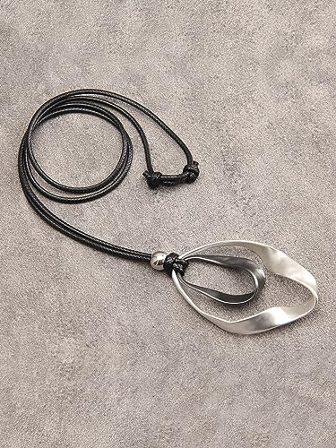 Leather Necklace for Women Boho Choker Necklace Long Cord Leather Pendant Bohemian Neckalce Vintage Alloy Pendant Leather Rope Necklace Wooden Necklaces for Women4