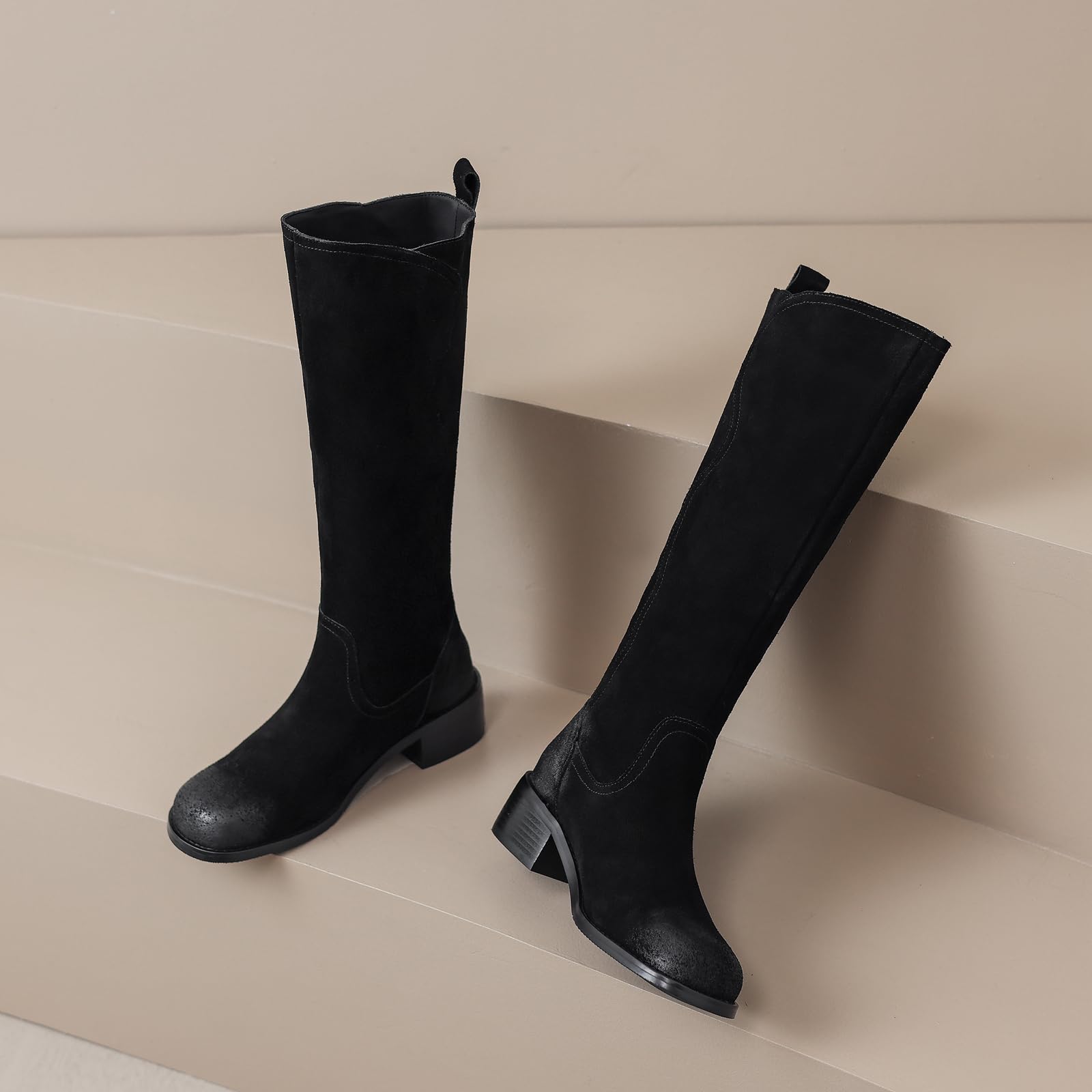 Damskie podkolanówki typu slip-on nubukowe z okrągłym noskiem i grubymi obcasami