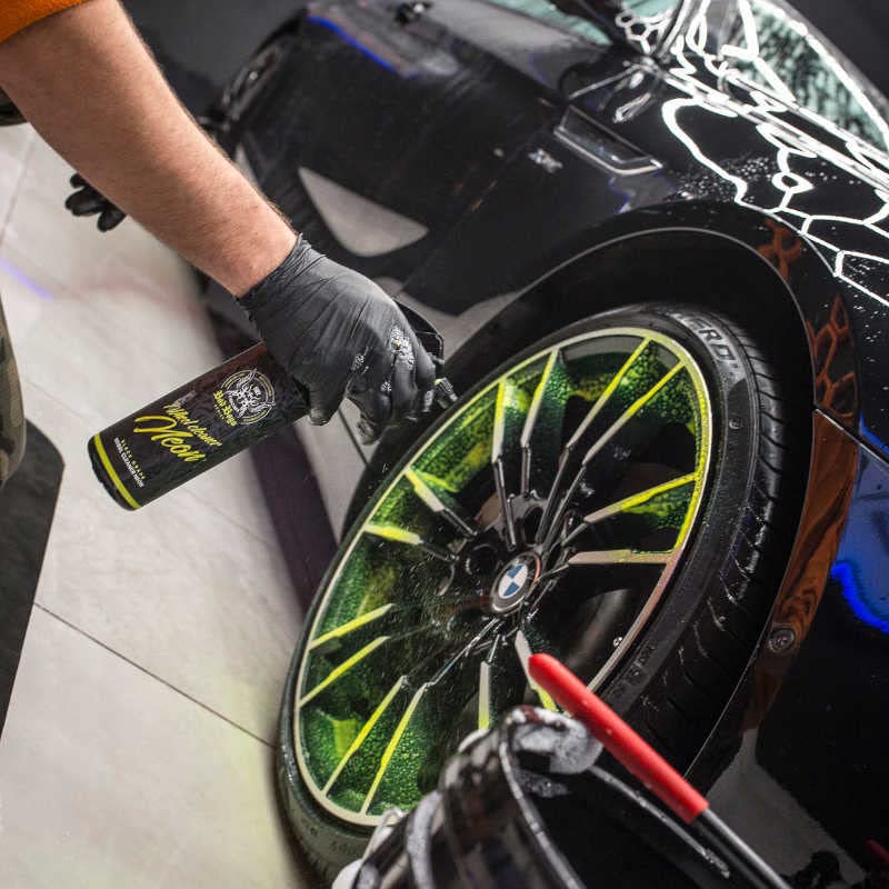 RRCustoms Bad Boys Wheel Cleaner NEON Felgenreiniger 5L beseitigt Bremsstaub Schmutz auf alu und Stahlfelgen