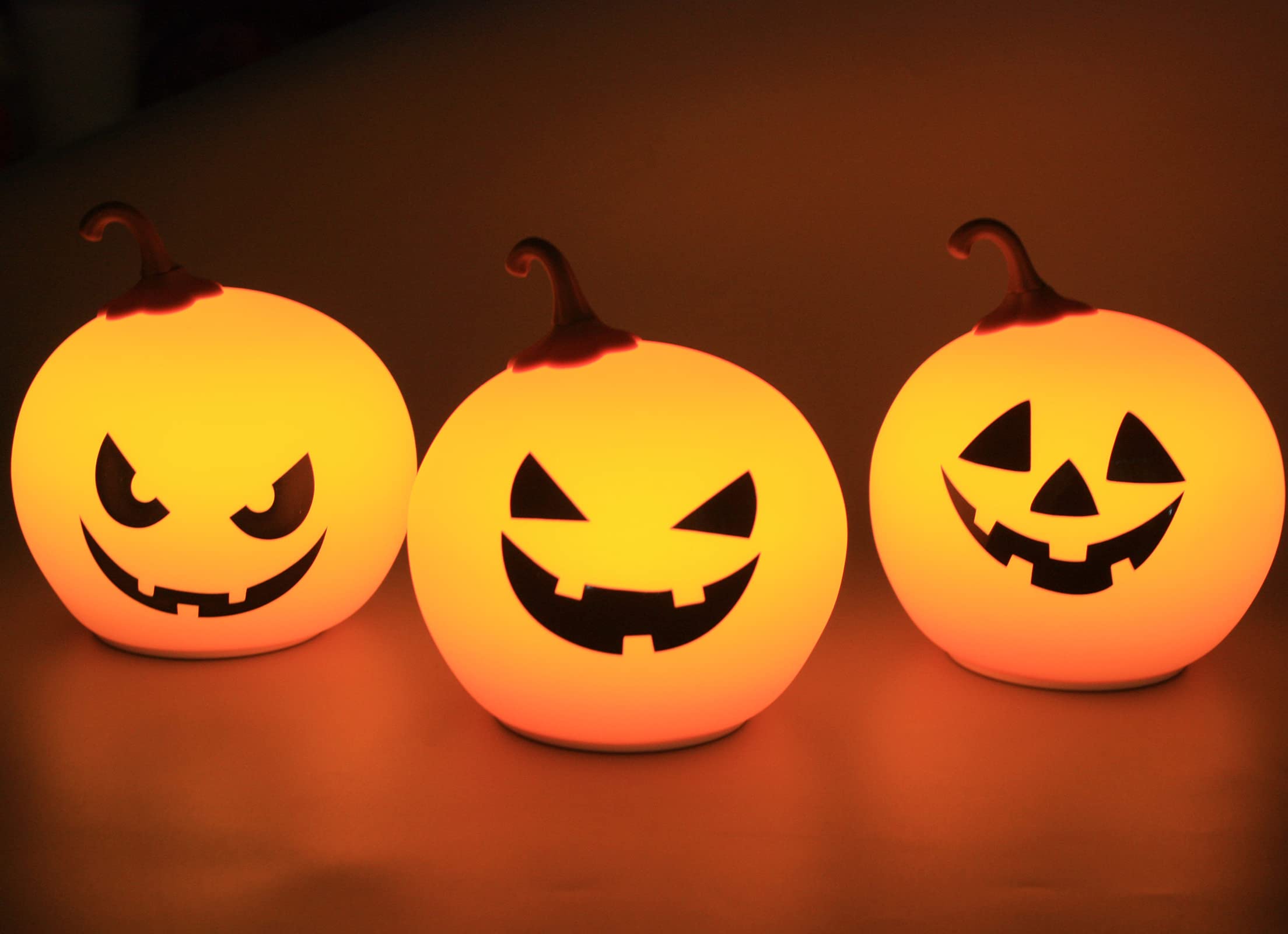 AMZYY Halloween Pumpkin Lights, Cute Kids Night Light 7 Color Changing LED Touch Control Lamp Portable Silicone Dimmable Tape Gift Gifts for Boys Girls Birthday &