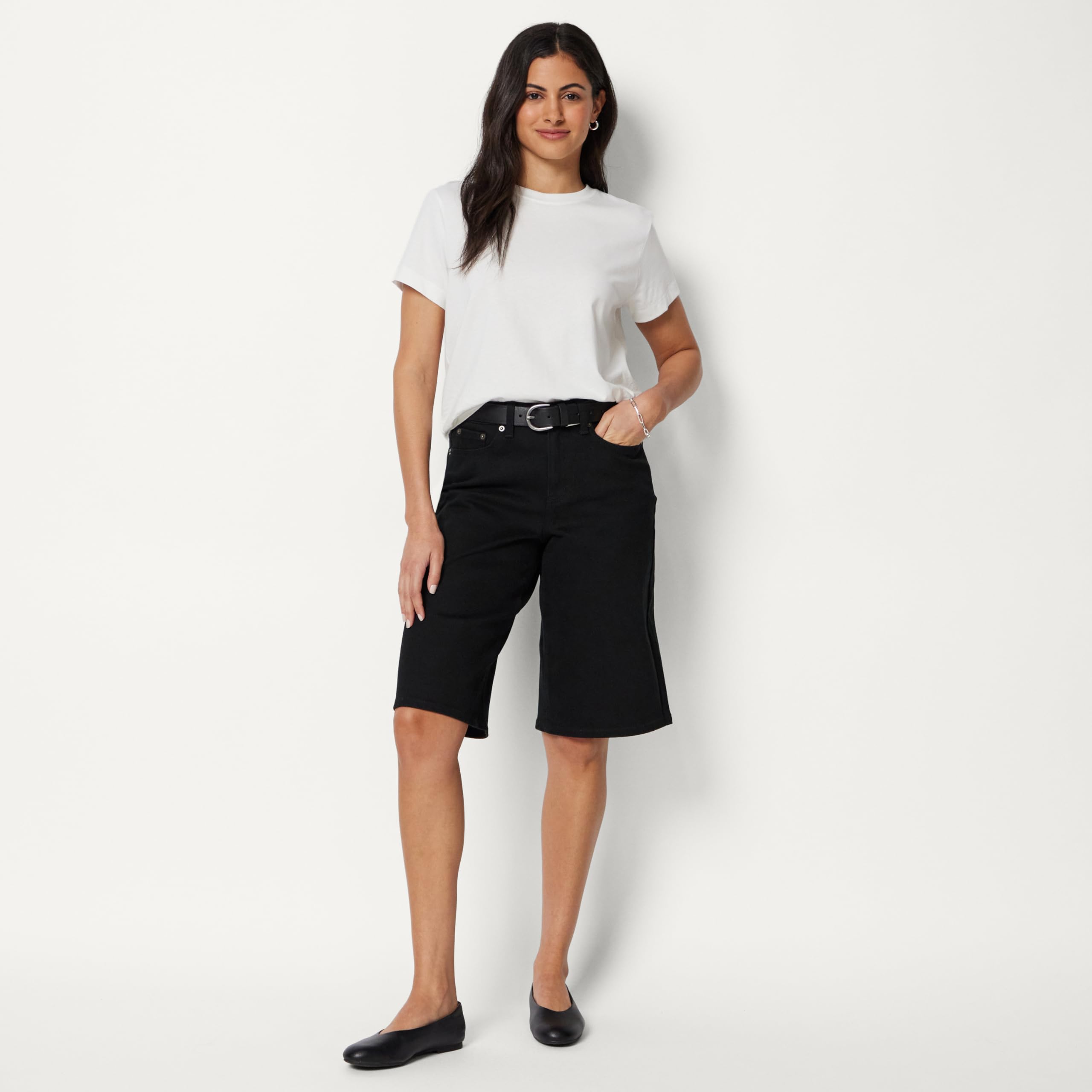 Amazon Essentials Bermuda in Denim a Vita Media, Vestibilità Comoda Donna