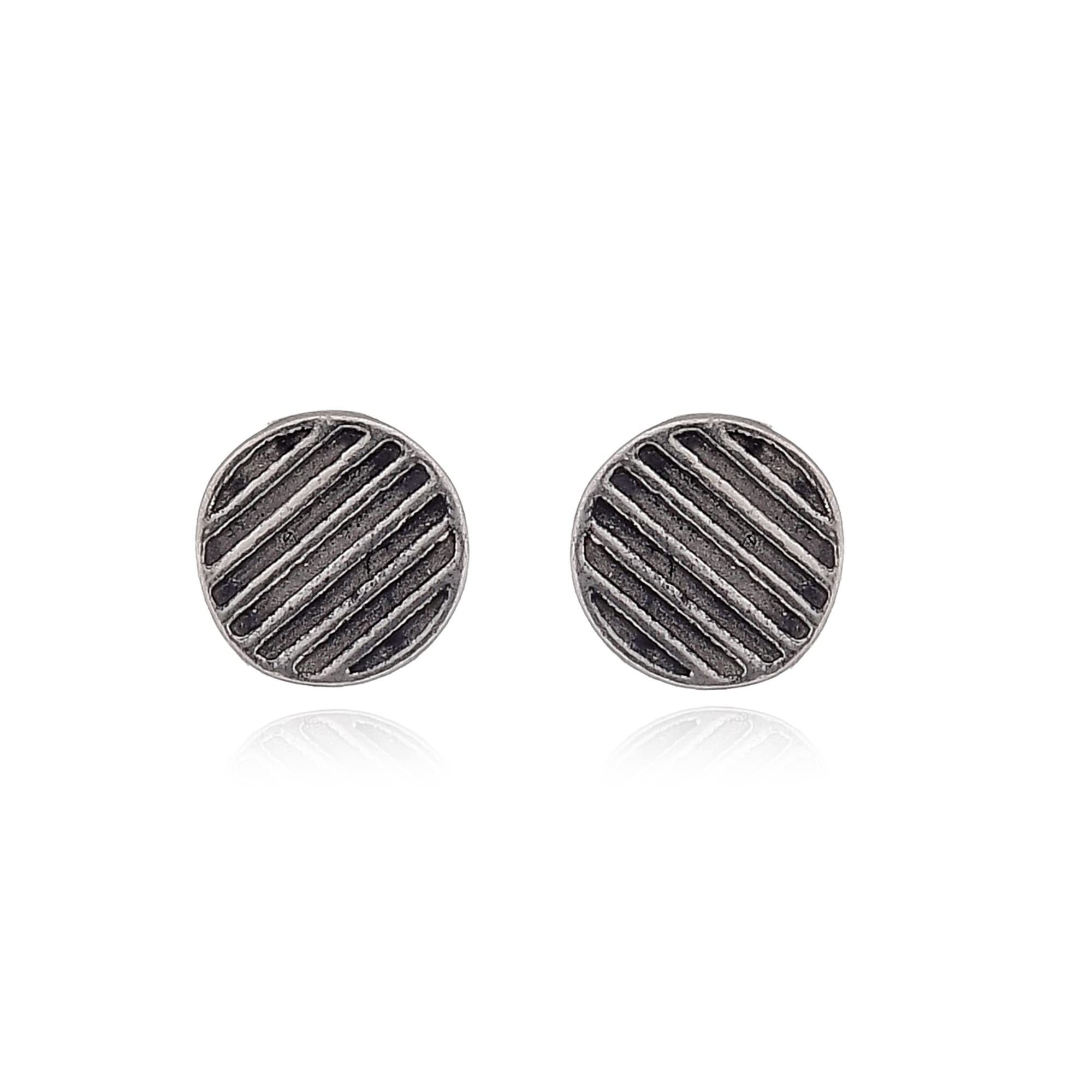 Nemichand Jewels 925 Sterling Silver little Round disk Stud Earrings for Men Women Girls (B09R4QHVCP) Amazon Price History, Amazon Price Tracker