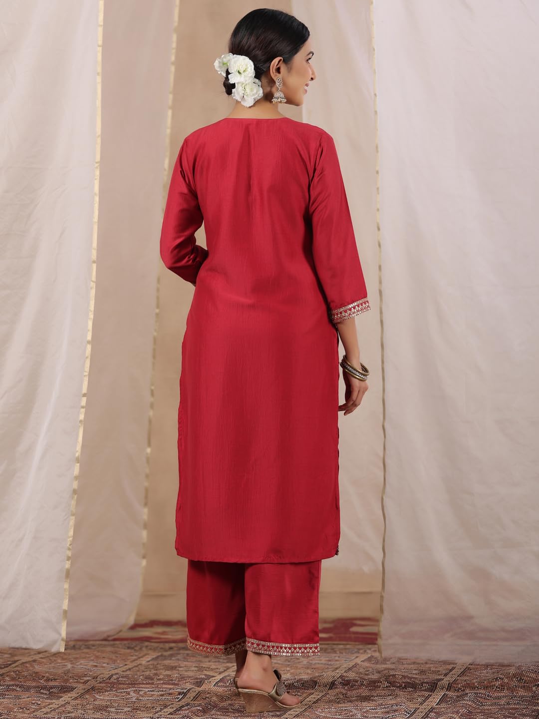 Ishin Women's Fuchsia Zari Work Ethnic Motifs Poly Silk Straight Kurta