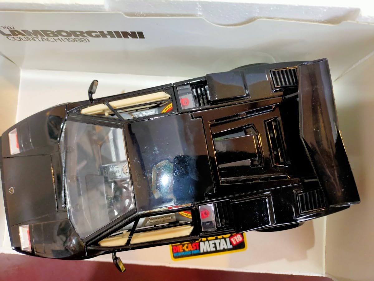 Amazon | 1/18 ランボルギーニ カウンタック ブラック