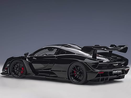 Miniatura 6 de McLaren Senna Stealth Cosmos Black con detalles de carbono modelo 1/18 de Autoart 76076