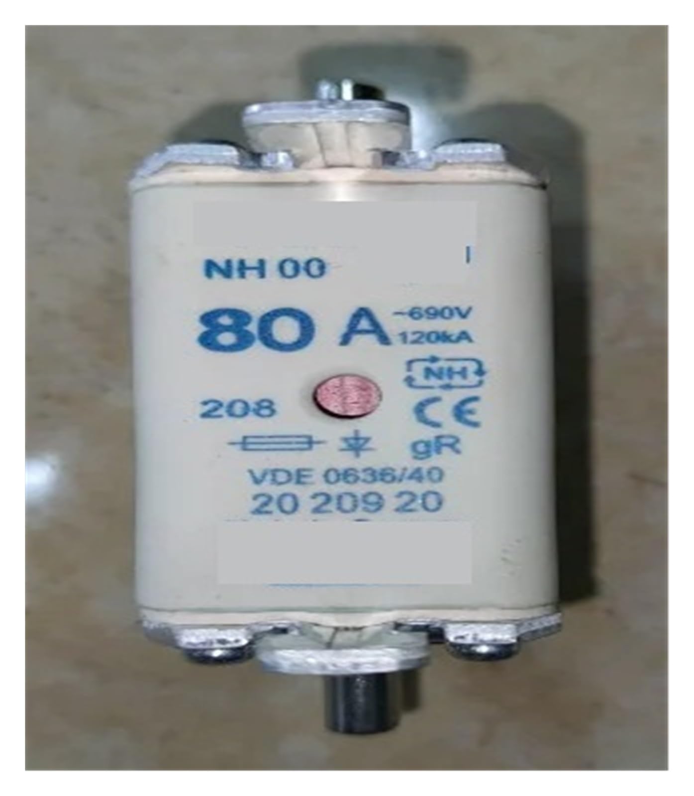 Fusibles NH0063A à 160A pour sécuriser vos armoires électriques