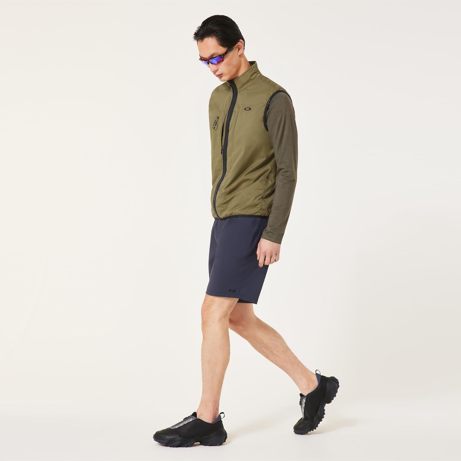 Oakley mens Driven Element Vest - Image 4