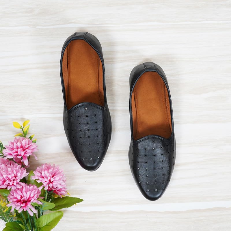 Image of DFR Mens Juttis Ethnic Mojaris | Casual Loafers Juti Shoe for Men