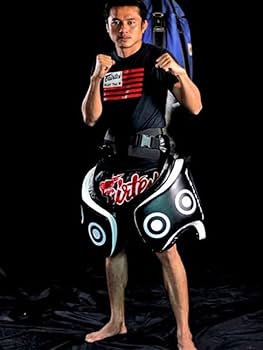 Amazon | Fairtex TP3 デラックス太ももパッド すね当て フリーサイズ