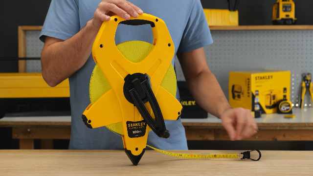 Stanley Rahmenbandmass Power Winder Fiberglas (100 m Länge, 13 mm 