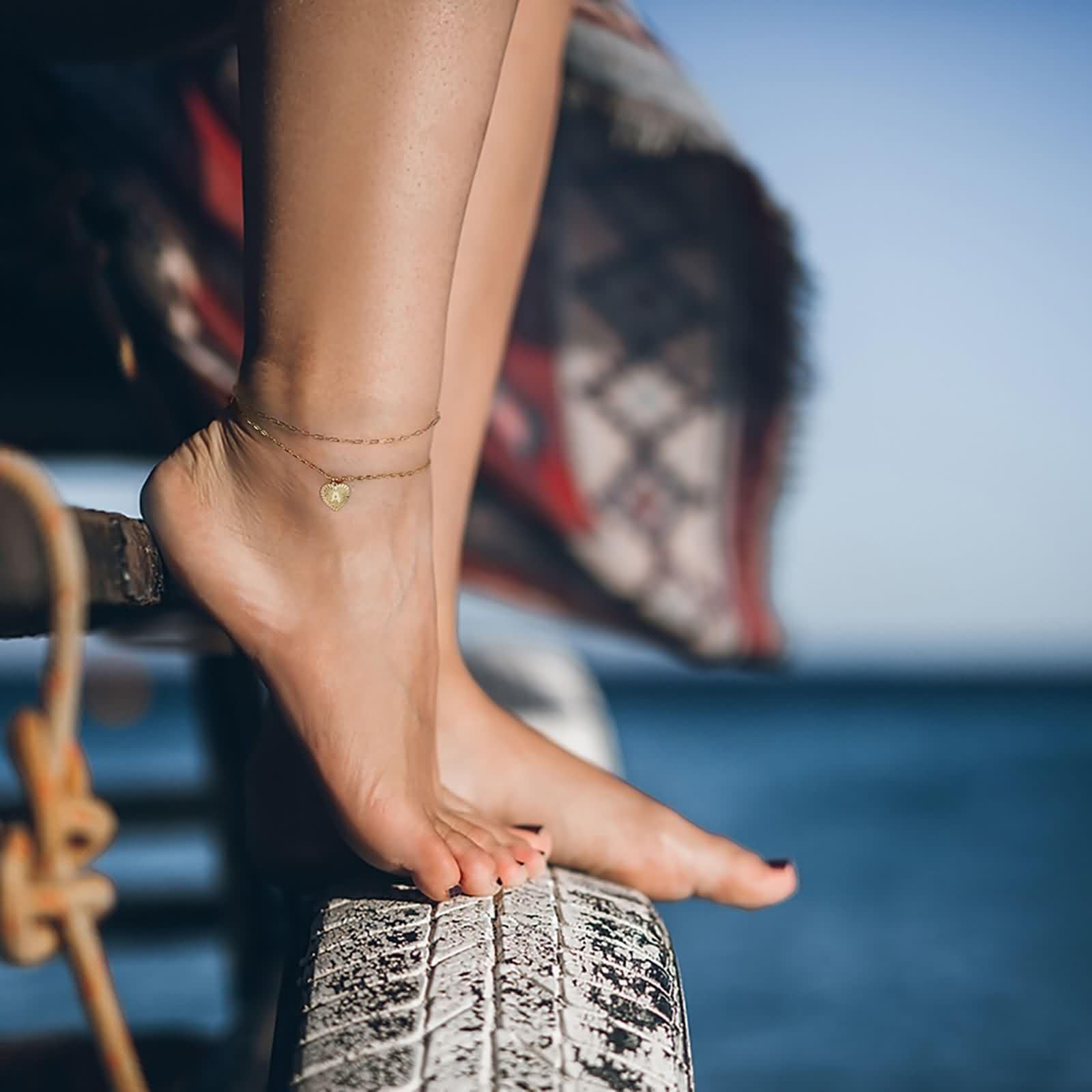 Cavigliera boho da donna 18 carati Au750 oro giallo 750 cuore con lettera cavigliera estiva spiaggia sandali piedi nudi per mamma e ragazza