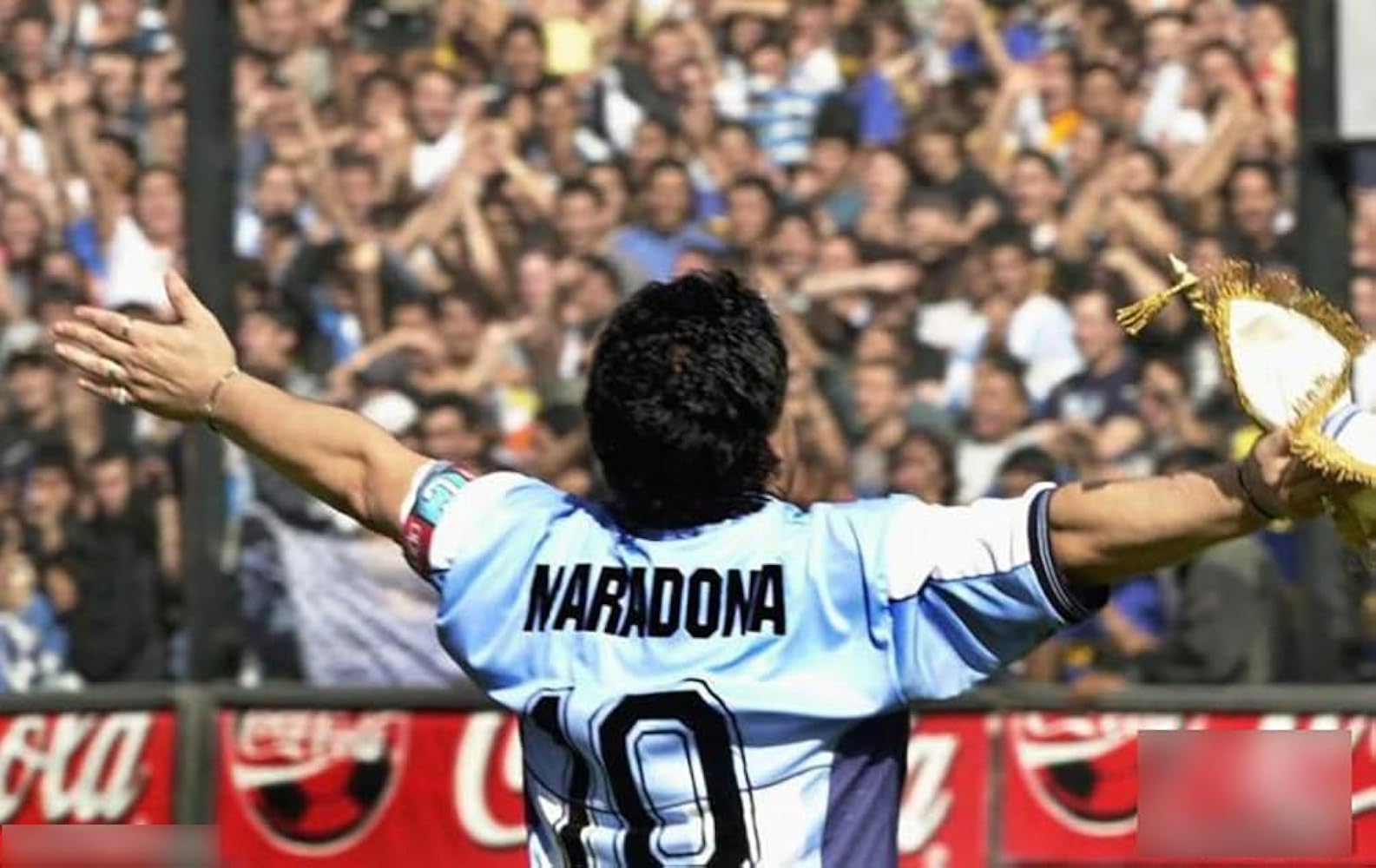 ボカジュニアーズ 90周年記念ユニフォーム マラドーナ サッカーシャツ y2k ボカジュニアーズ 90周年記念ユニフォーム マラドーナ サッカー
