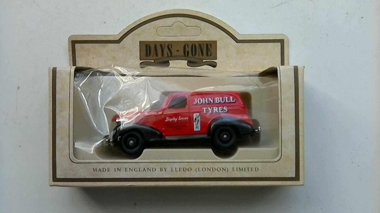 LLEDO Days Gone Collection - 1959 Chevey John Bull Tyres - 30000