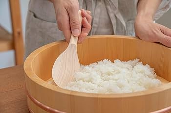 Amazon.co.jp: 木曽さわらの厚口飯台 寿司桶・飯切 (30cm 3合 Amazon.co.jp: 木曽さわらの厚口飯台 寿司桶・飯切 (30cm 3合