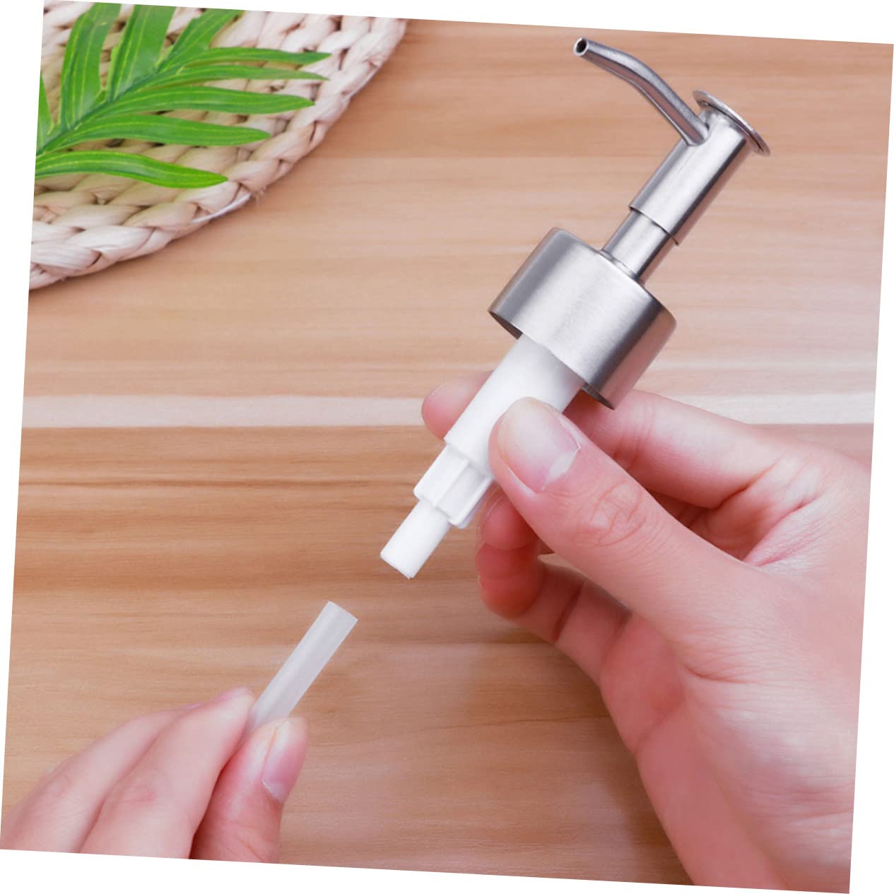 Cabilock 9pezzi Pompa Dispenser Per Bottiglie Di Sapone Da Acciaio Inossidabile Per Bagno e Cucina Facile Da Installare Compatibile Con Flaconi Per Shampoo