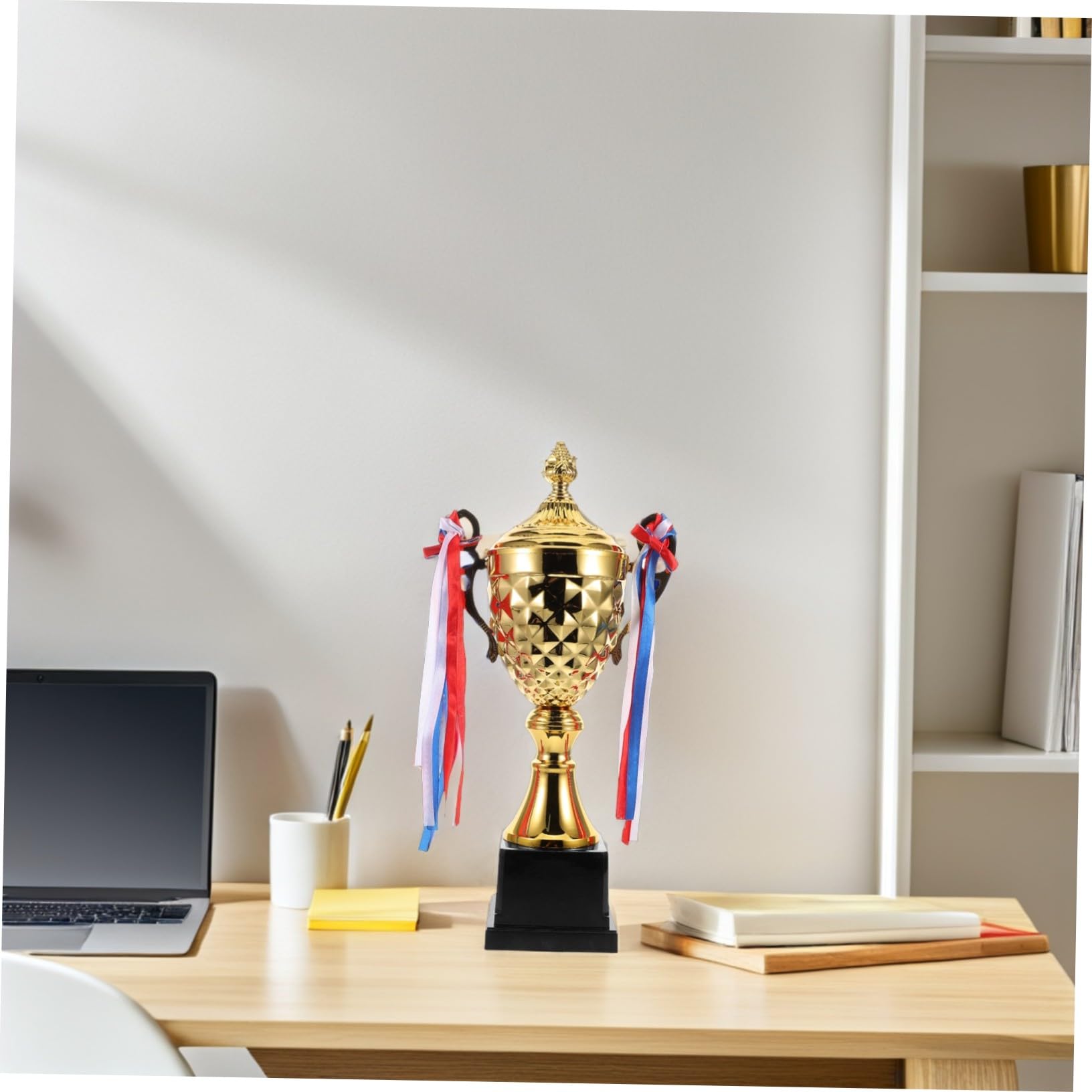 VICASKY Goldene Trophäe Für Sport Metalltrophäe Für Auszeichnungen Wettbewerbe Turniere Mannschaften Fußball Partys Sport Ringen
