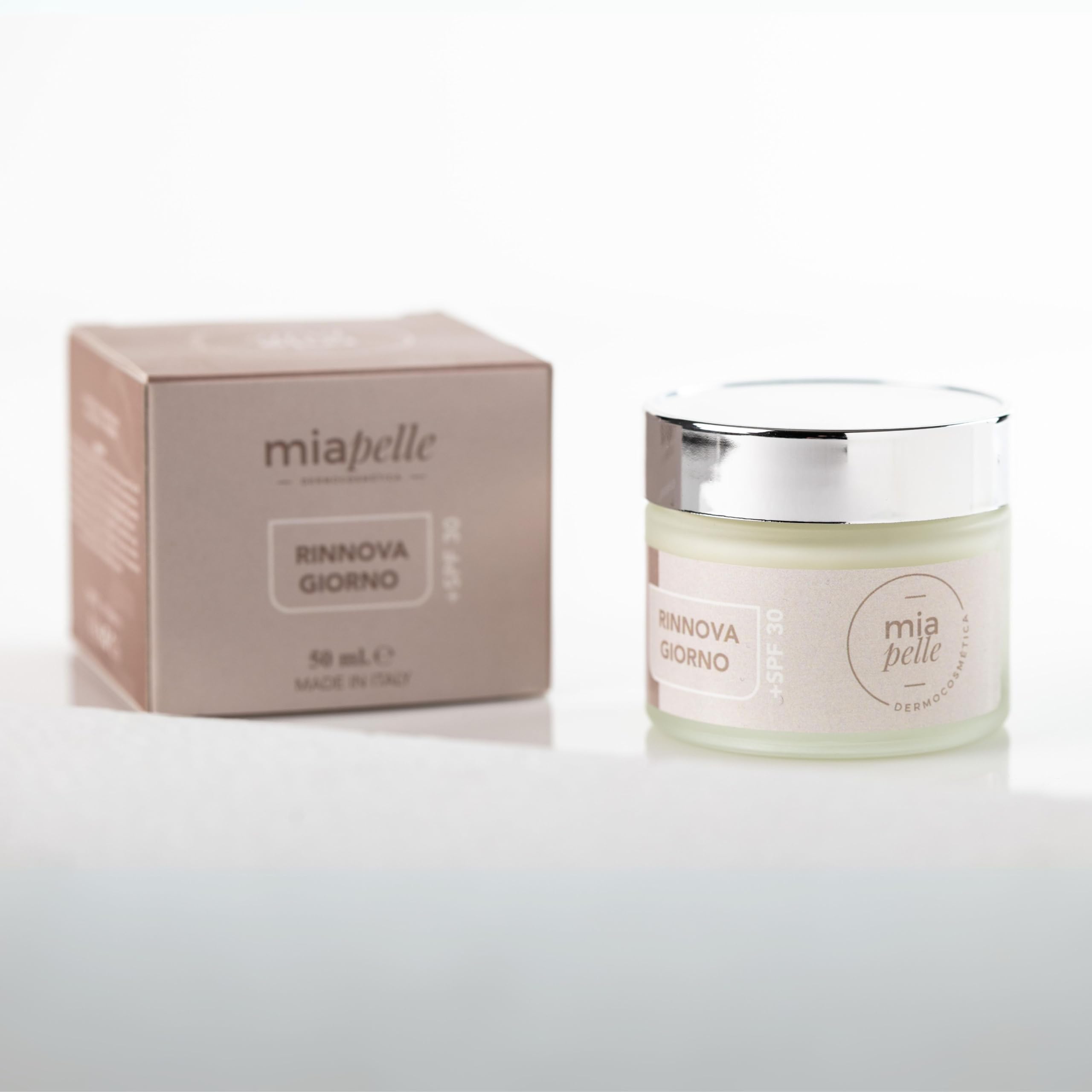 MIAPELLE Crema Facial Mujer De Dia Bio Anti Age Q10. Crema Hidratante Facial Mujer Con Protección Solar SPF 30 50ml Tratamiento Antiarrugas, Antioxidante y Emoliente.