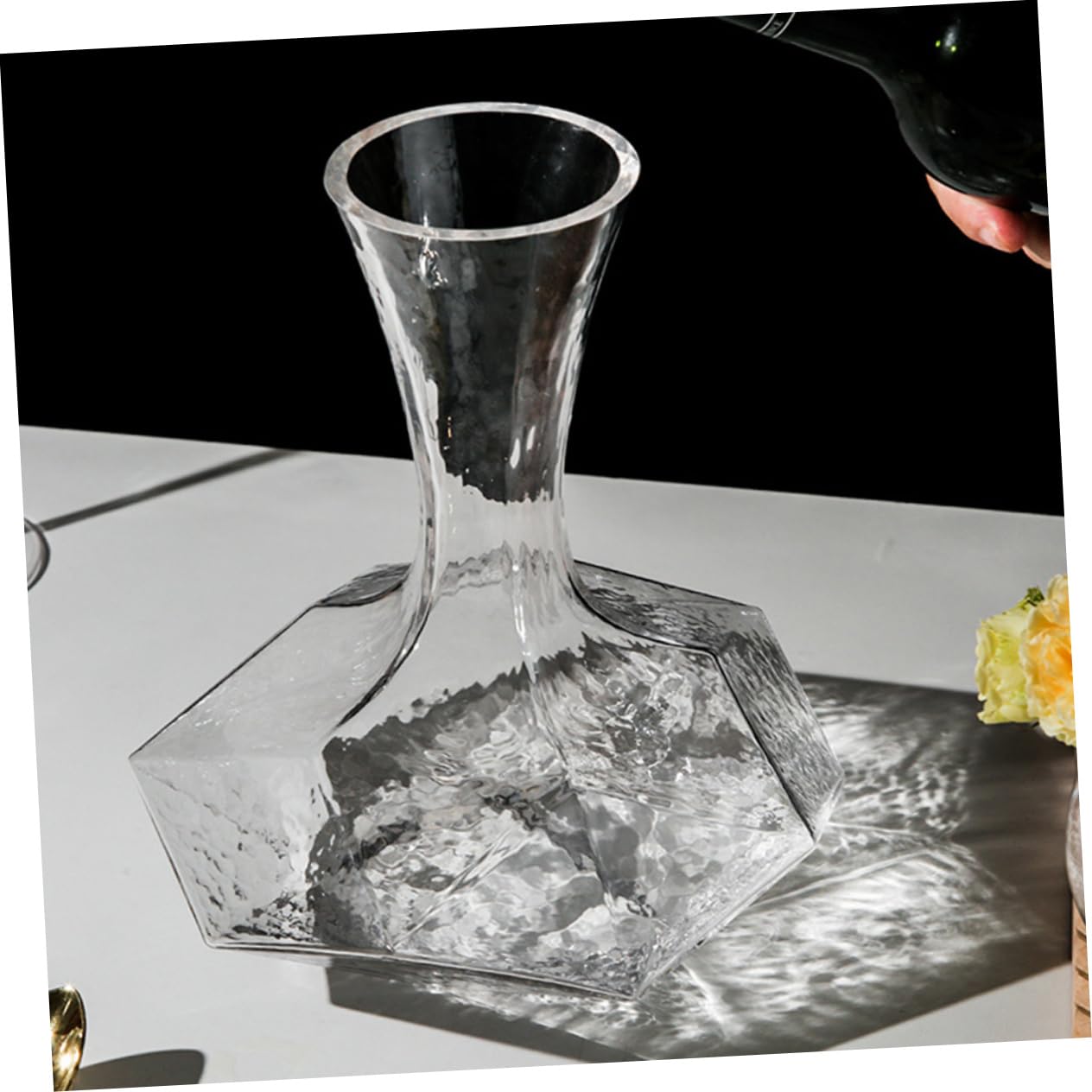 Decanter di Vino Geometrico in Vetro, Bocca Inclinata, Atmosfera Natalizia