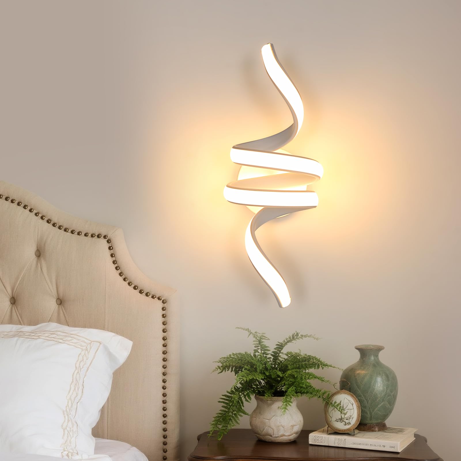 Goeco Applique da Parete Interno, 24W 2700LM 35 CM Lampada da Parete a Spirale in Acrilico 3000K Luce Bianco Calda, Applique LED a Muro Moderna per Camera Letto Soggiorno Corridoio, Bianco