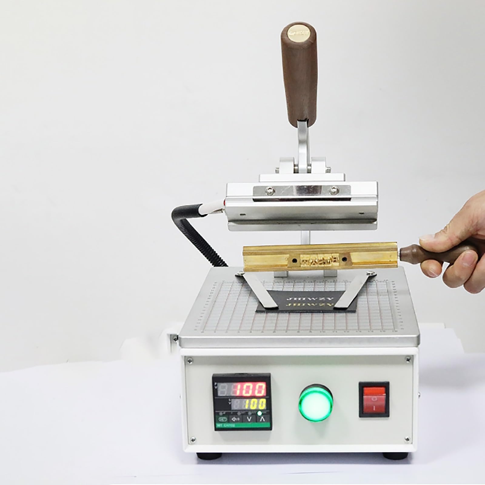 Máquina de estampado en caliente, prensa de calor manual de cuero para escritorio, moldes de cambio rápido, ideal para aplicaciones móviles de marcas registradas, diseño compacto para un uso