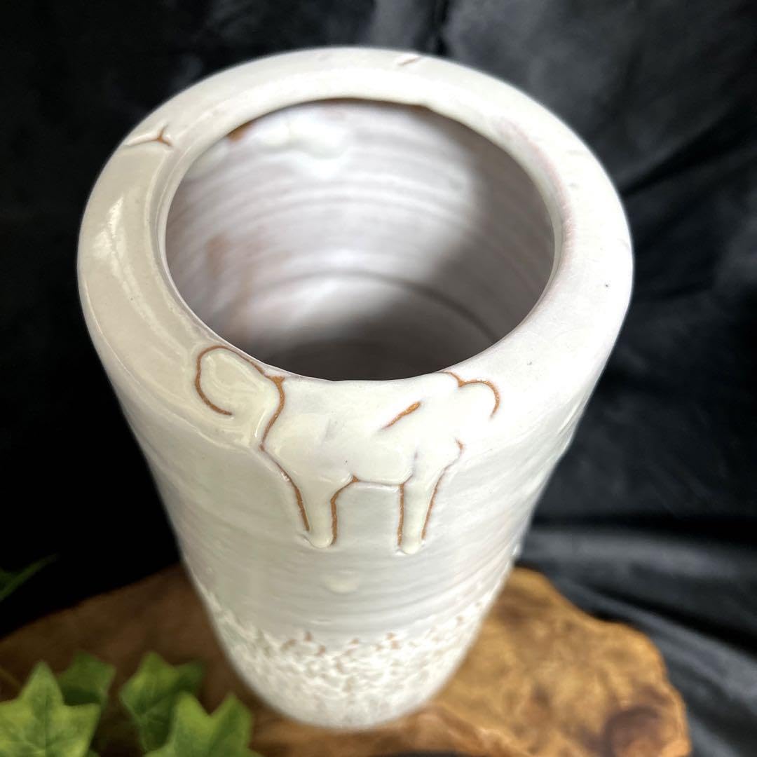 服部秀水 白萩 萩焼 花入 花入れ 花瓶 花器 茶道 茶道具 華道 Amazon.co.jp: 萩焼 白萩花入 天龍造 服部天龍 花瓶 花器 茶道 茶道具