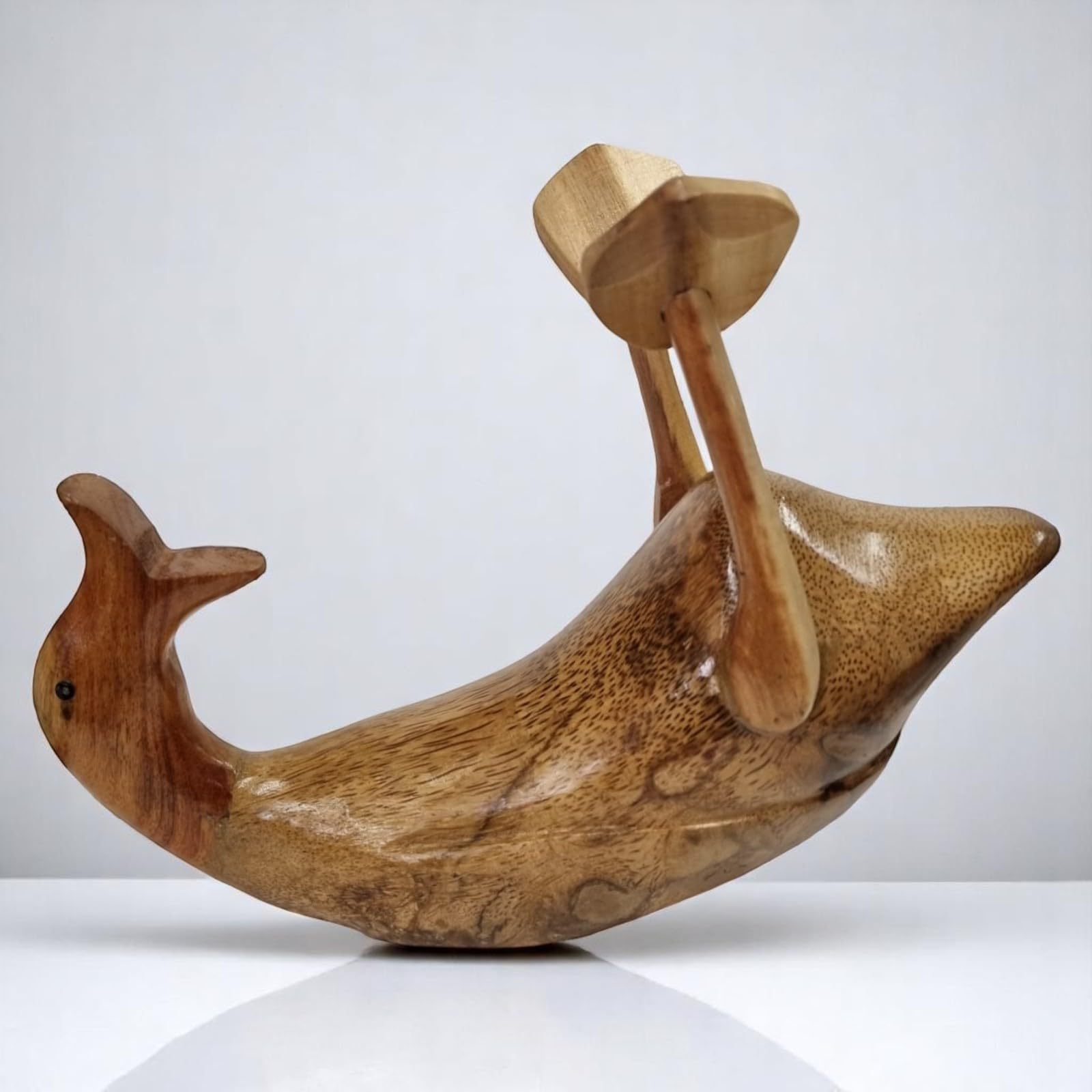Kinaree Deko Ente aus Holz als Weinhalter – handgefertigte „Saufente“ aus Massivholz & Bambuswurzel – witziges Weinregal Geschenk