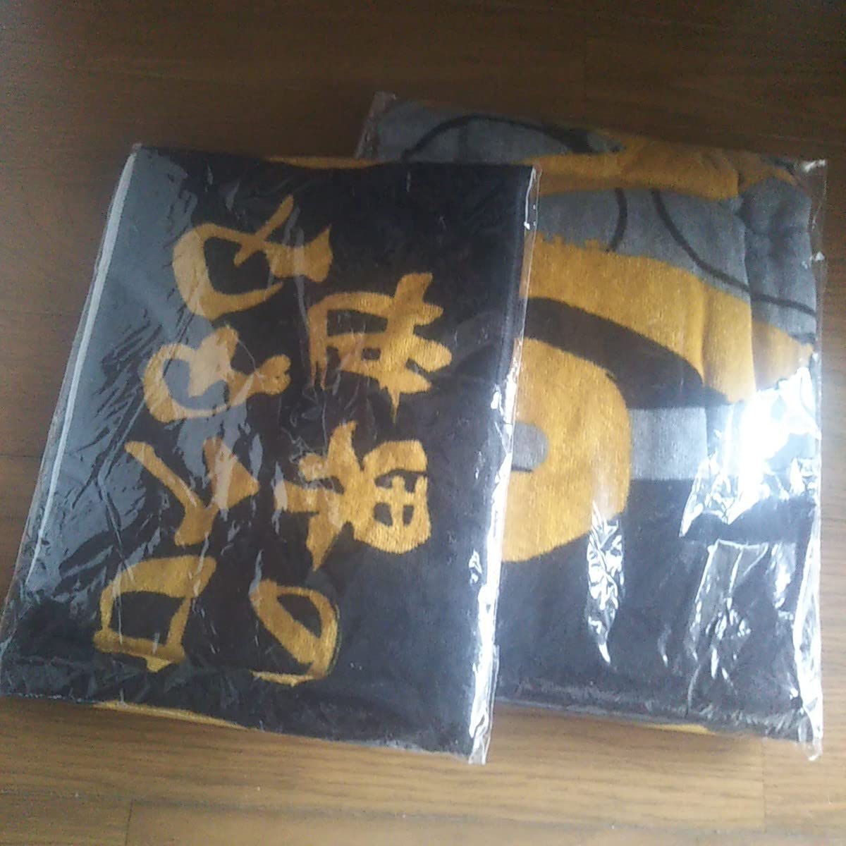 Amazon.co.jp: ももクロ 推しはハッキリ 名前入りバスタオル＆マフラー