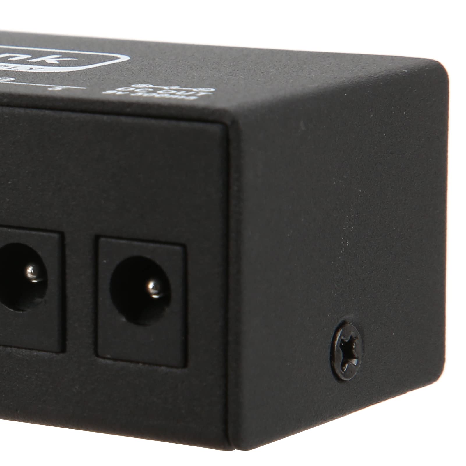 Alimentatore per Pedale per Chitarra Attrezzatura Elettrica Nera in Metallo con Cavo per Chitarre Design Portatile (Spina UE 100-240 V)