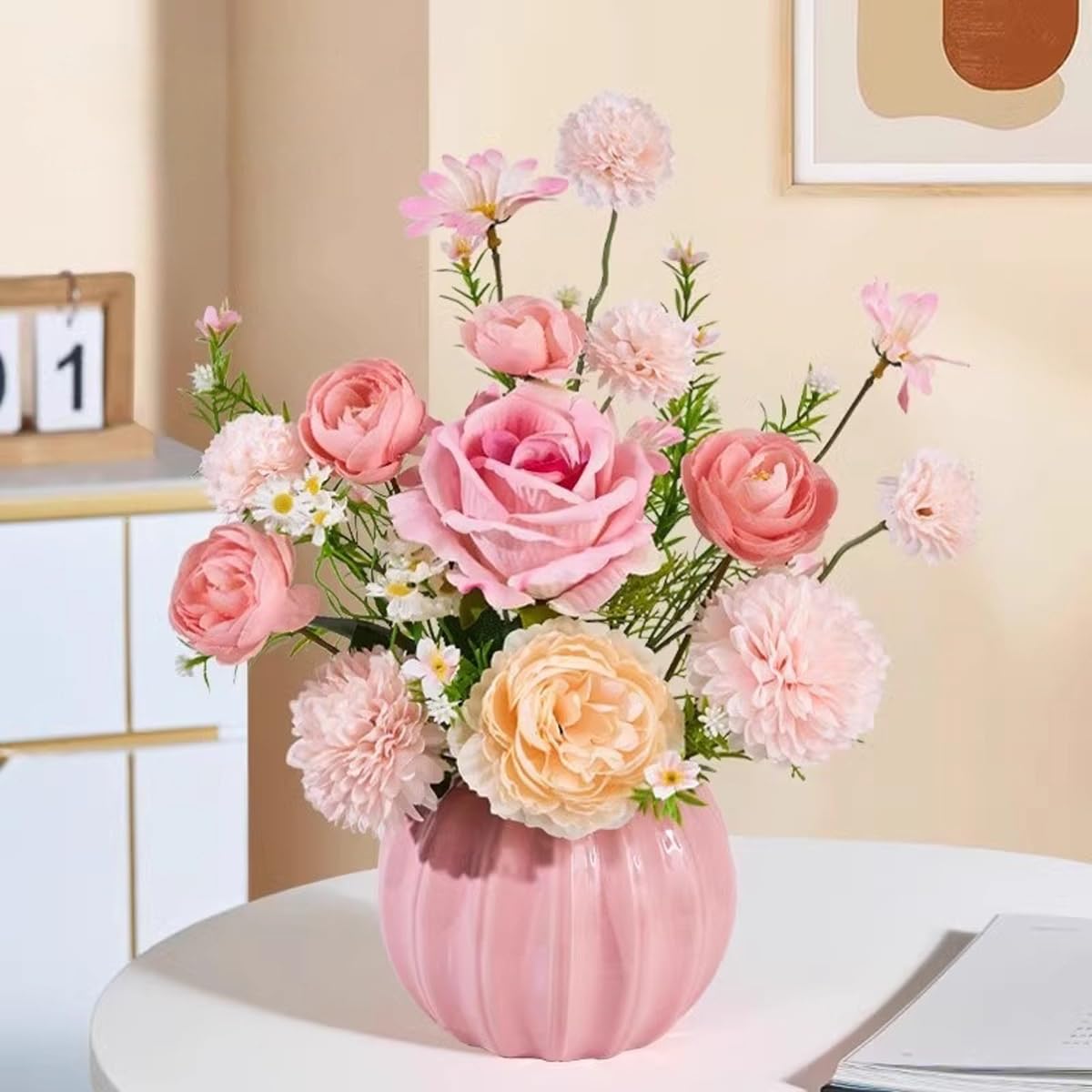 ユーカリ 造花 リビングルーム花と花瓶セット　透明感の出るグラデーション Amazon｜EVIGTOP 造花 花瓶付き インテリア 枯れない花 フェイク