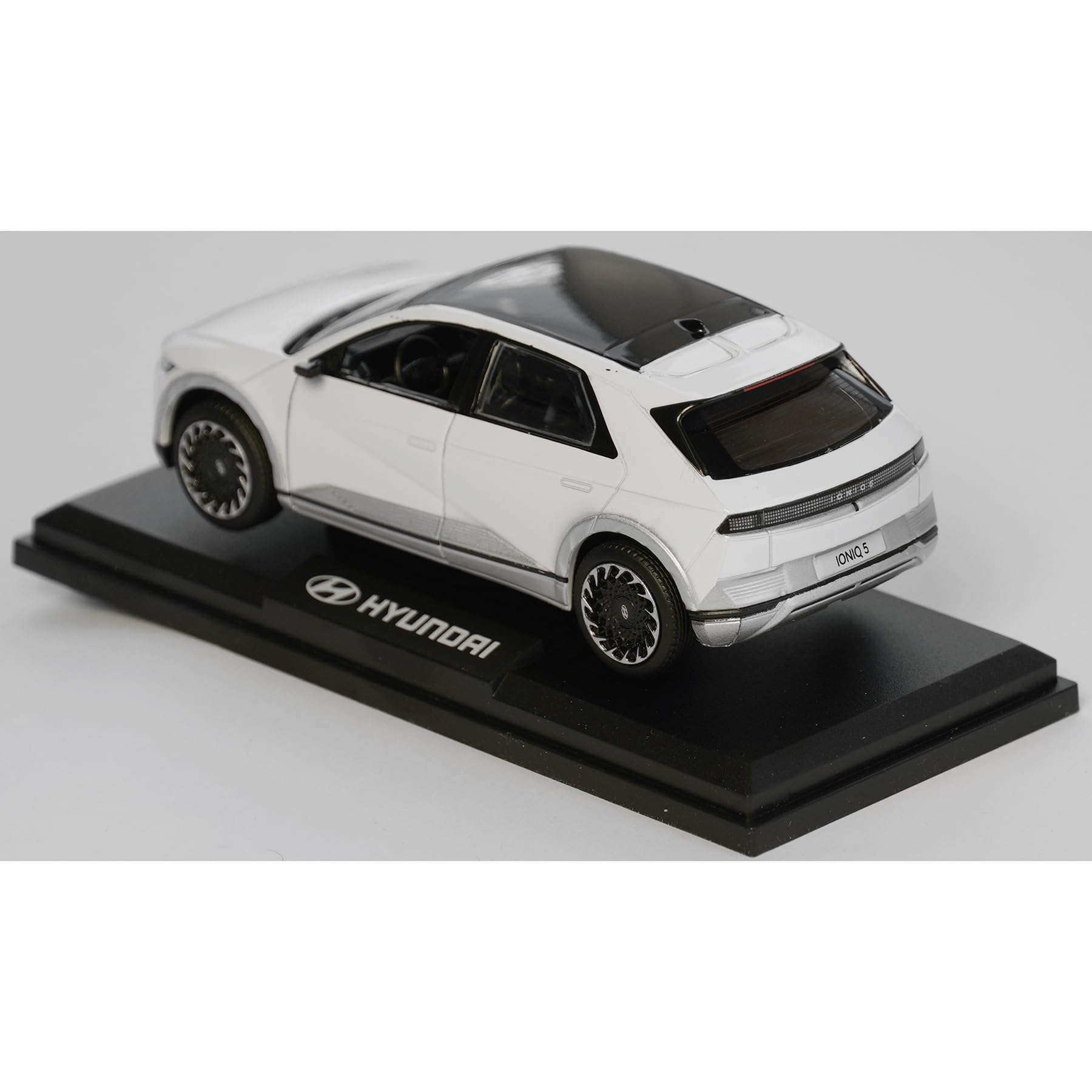 Hyundai GIG70AZ110WH Modellauto IONIQ 5 Miniatur, Atlas-White, Maßstab 1:38