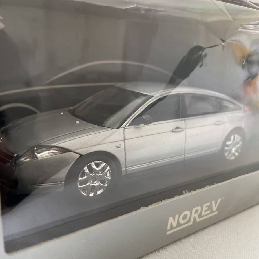 1/18 ノレブシトロエンC6ミニカーシルバー
