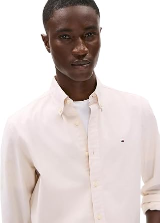 TOMMY HILFIGER Men's Signature Long Sleeve Casual Button Down Shirt in Regular Fit 2025 Collection
