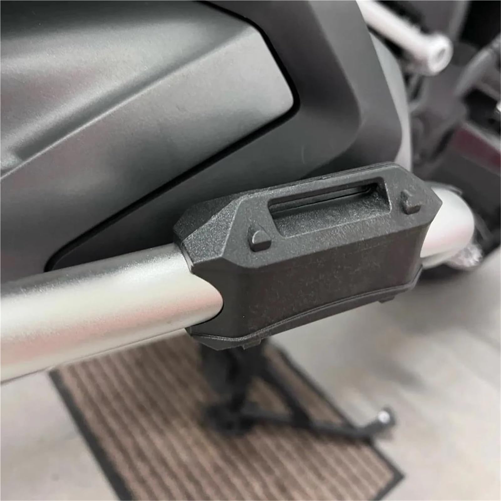 Protezione paraurti Per Honda X-ADV XADV 750 X ADV 2017 2018 2019 2020 2021 Accessori Moto 25 Millimetri Paraurti Motore Guard Protector Blocco Crash Bar Decorativo(Short)