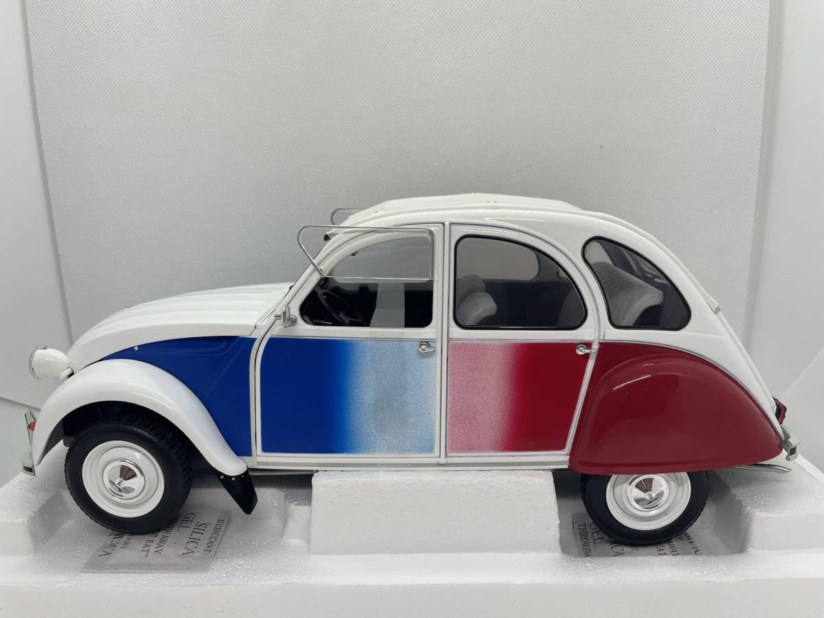 602-001 Z MODELS 1/12 シトロエン 2CV COCORICO 602-001 Z MODELS 1