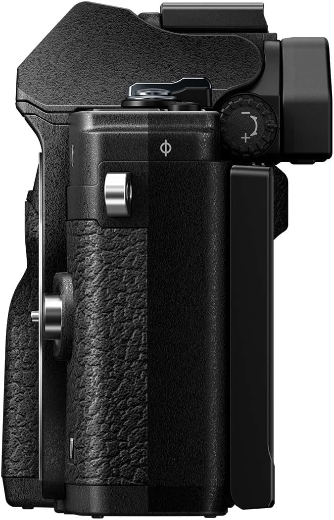 Kit d'appareil Photo Micro Four Thirds Olympus Om-D E-M10 Mark IV,capteur 20 MP, viseur électronique, vidéo 4K, Wi-FI, Noir - Comprend l'objectif M.Zuiko Digital Ed 14-42mm F3.5-5.6 EZ Pancake Argent