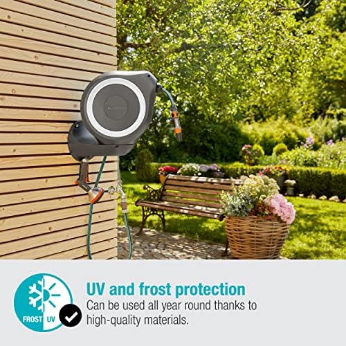 Gardena Wall-Mounted Hose Box RollUp M 20 m: Flexible watering for medium-sized gardens, swivel hose reel, with wall bracket, system parts and nozzle, including 20 m hose (18612-20)