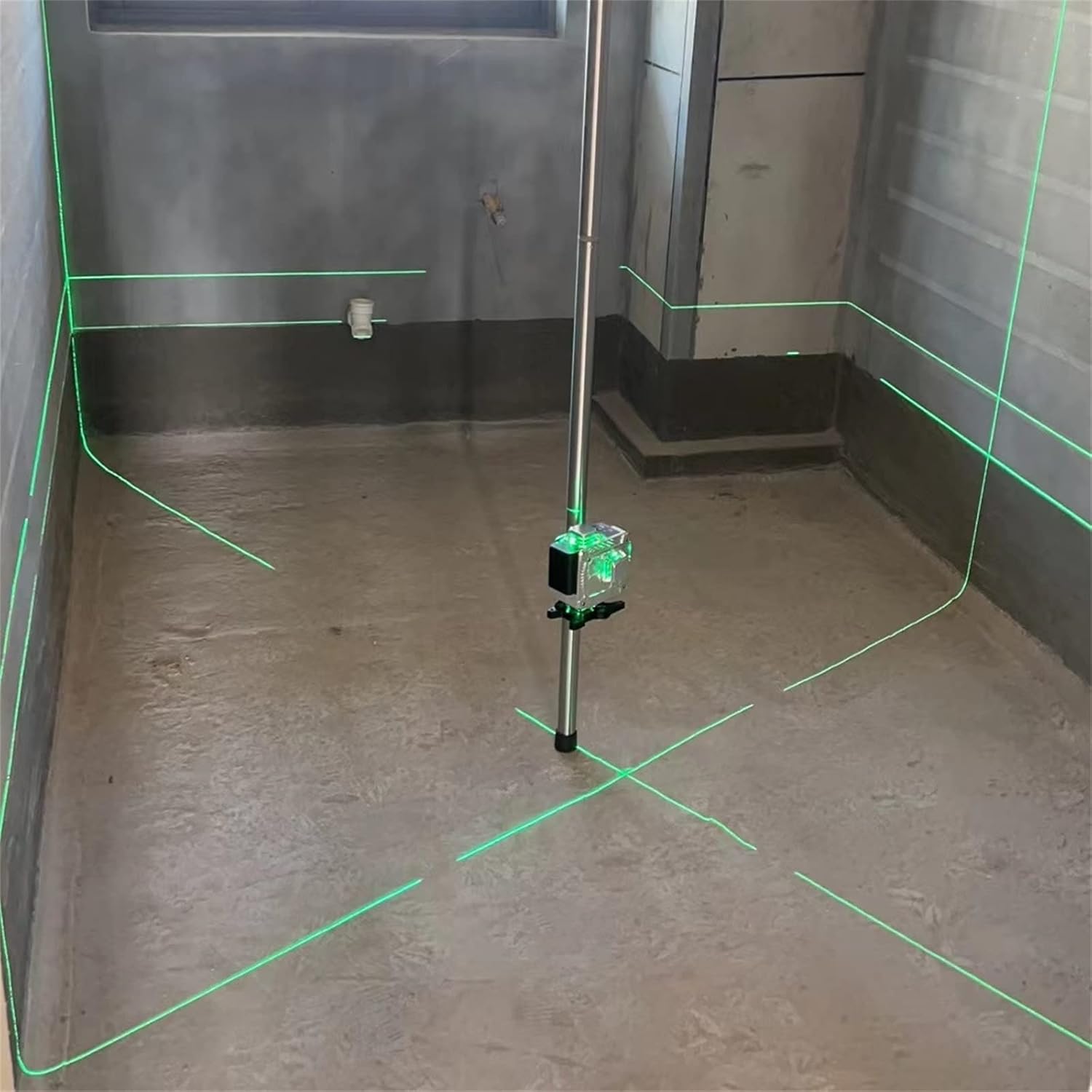 16 Lines Electroplating Level Self Leveling, 4x360° 4D Green Beam Line, Level for Construction with 2x360° Vertical 2x360° Horizontal, Li-ion Battery and Remote Control Included