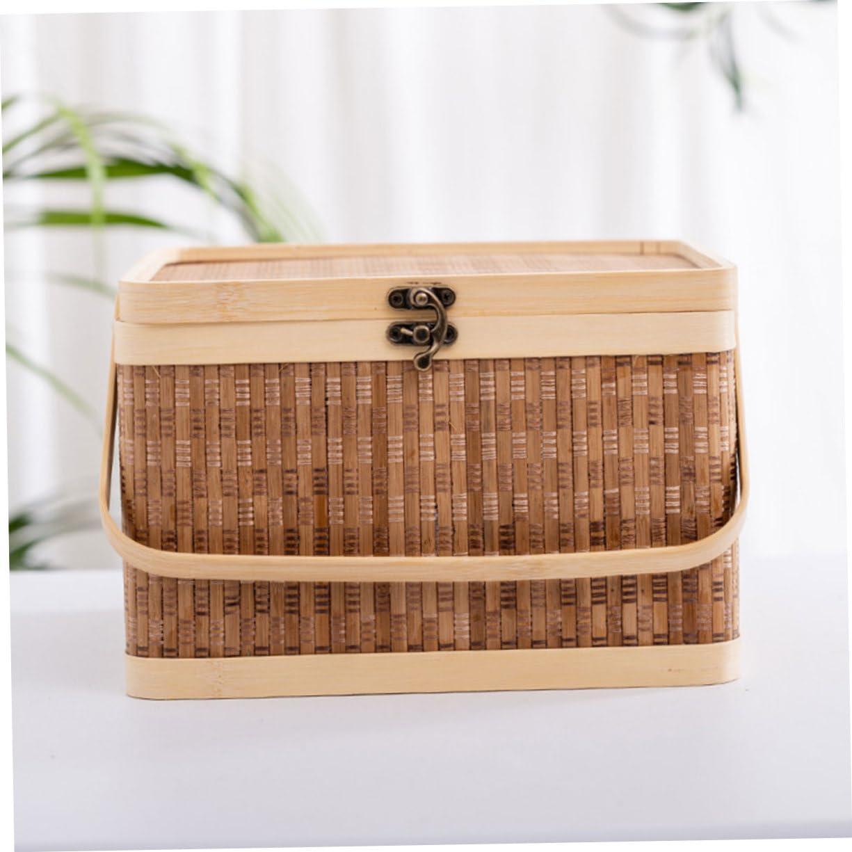 Amazon｜IWOWHERO 編み込み竹製ハンドル付き収納バスケット 持ち運びに