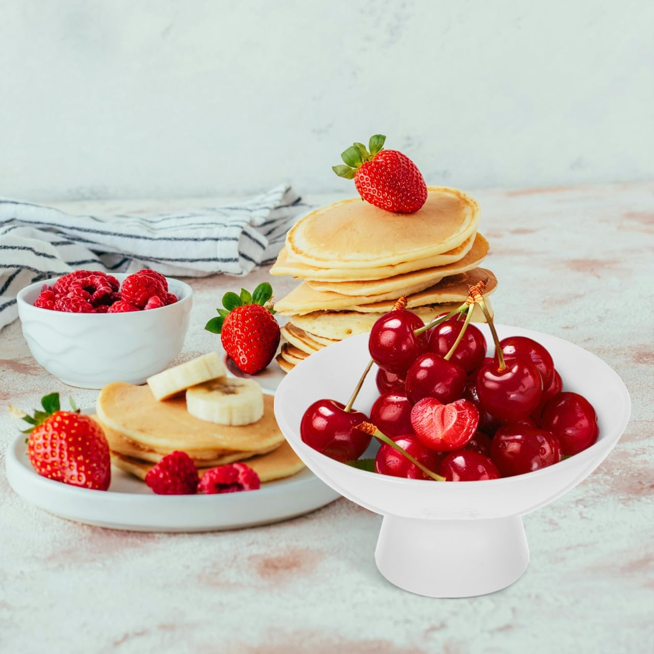 MAGICLULU 2Pcs Small White Pedestal Bowls Ceramic Footed Fruit Bowl for Displaying Kitchen Counter 4.9 x 3.93 Inch 2 Sizes