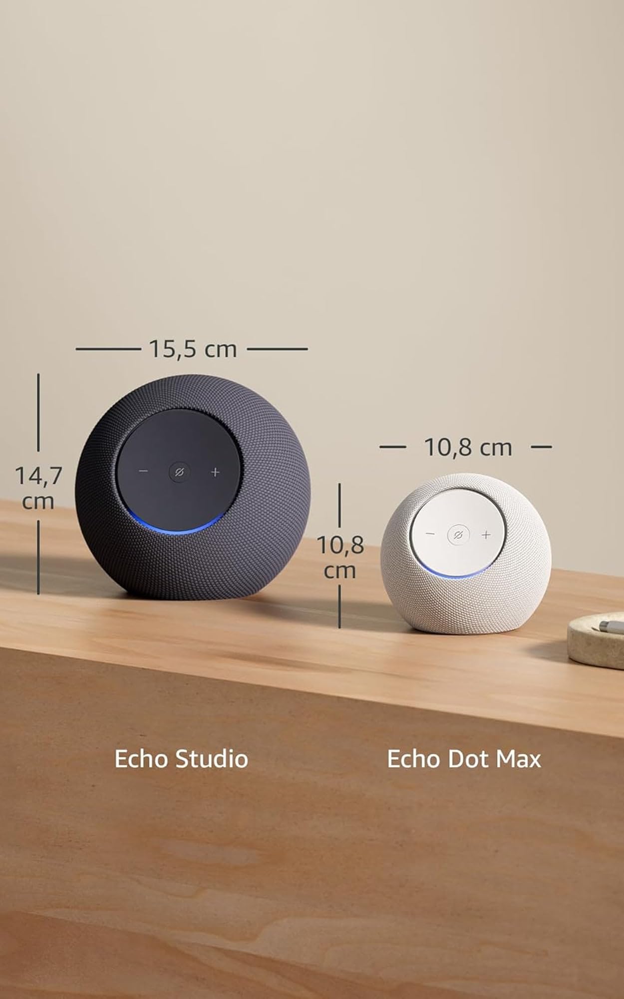 Amazon Echo Studio + Supporto da parete Made for Amazon per Echo Studio