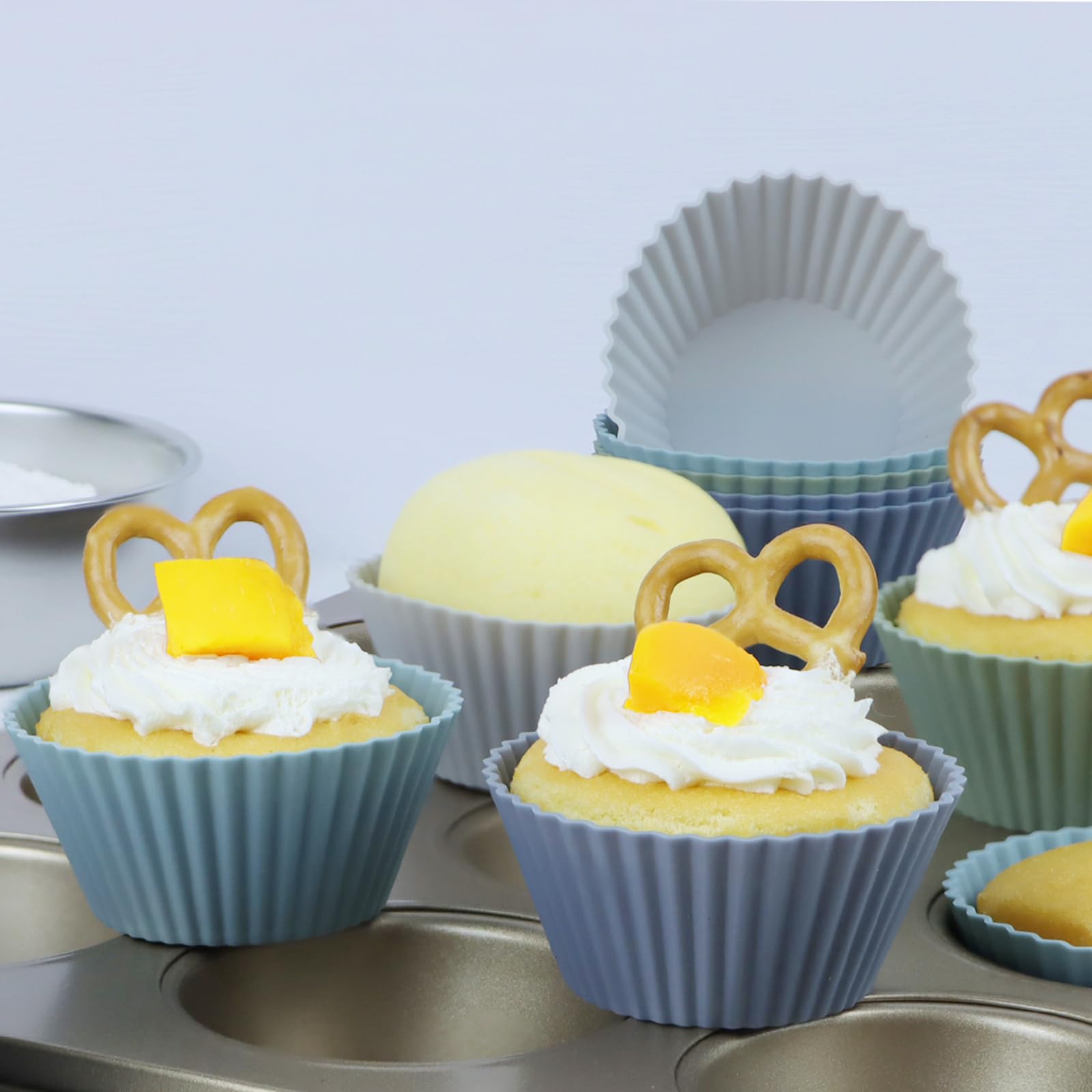 Lot de 12 grands moules à muffins réutilisables en silicone - 9 cm - Sans BPA - Passe au lave-vaisselle
