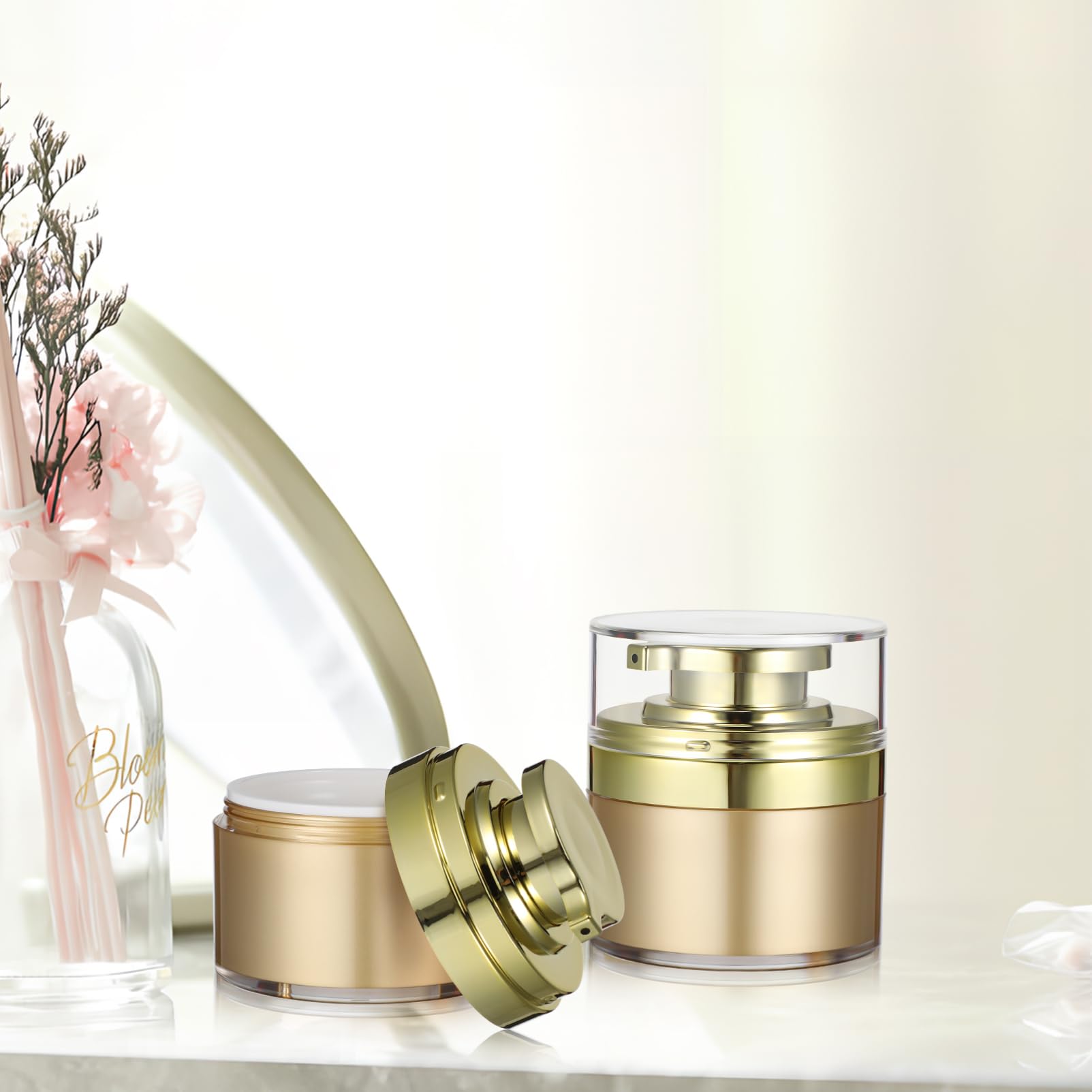 BESTYASH 4 Pezzi Contenitori Cosmetici Airless Pompa, 30ml, Chiusura Ermetica in Acrilico e Pp, per Lozione e Routine Viso Quotidiana