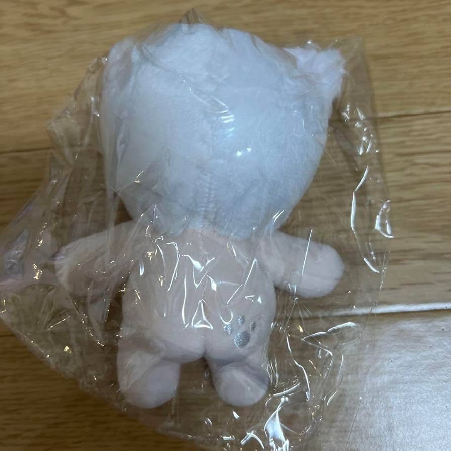 Amazon.co.jp: JO1 白岩瑠姫 ドール 10cm 白髪 : おもちゃ