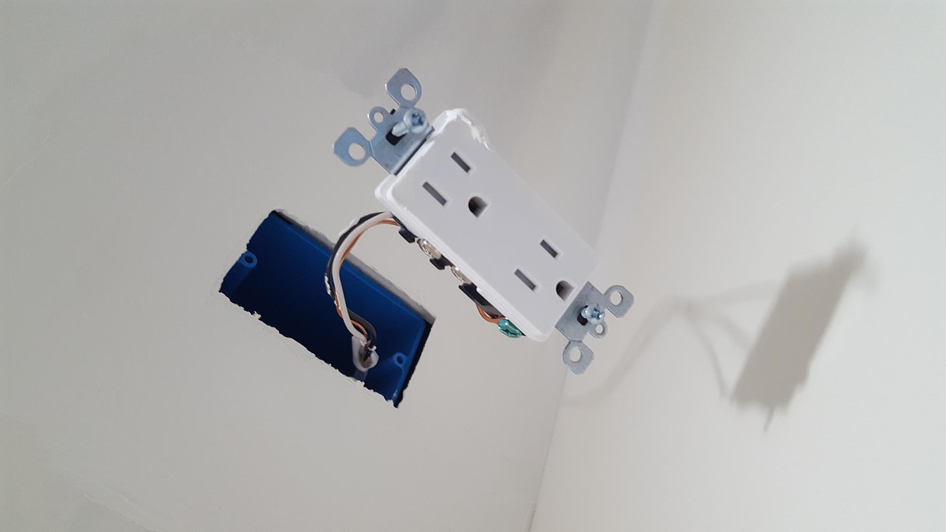 Patch In Wall Outlet Strait-Flex Drywall Patch for Outlets - 20 Pack : Amazon.co.za: DIY & Tools