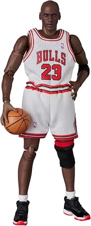 Amazon.com: Medicom Michael Jordan 1992 Team USA Mafex Action