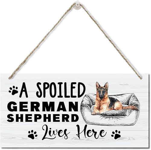 Funny A Spoiled German Shepherd Lives Here, letrero de placa de madera impresa, letrero de madera colgante para decoración del hogar, letreros