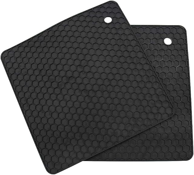 JUN-H 2 Pcs Silicone Potholders Heat-Resistant Coasters Non-Slip Coasters Honeycomb Pattern Pot Coasters for Office, Living Room, Kitchen, Dining Room, 18X18X0.8 cm (Black)