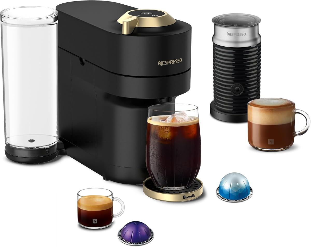 Cafetera Nespresso Vertuo Pop+ Deluxe con espumador, oro negro mate | Cafetera y espresso de lujo de De'Longhi con capacidad de 37 fl. onz. tanque lateral. Paquete Aeroccino3 para espuma de leche fría o caliente.